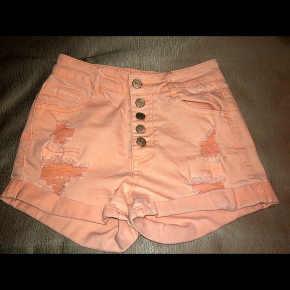 High-waisted Jean Shorts🌼 - Picture 3 of 4